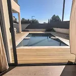 Azura Family Jet Pool Near Villa Serignan