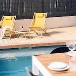 Azura Family Jet Pool Near Villa Serignan