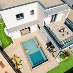 Villa Azura Family Jet Pool Near Sérignan